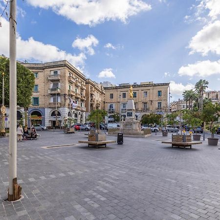 Bormla - Comfortable Two Bedroom Apartment Cospicua Eksteriør bilde